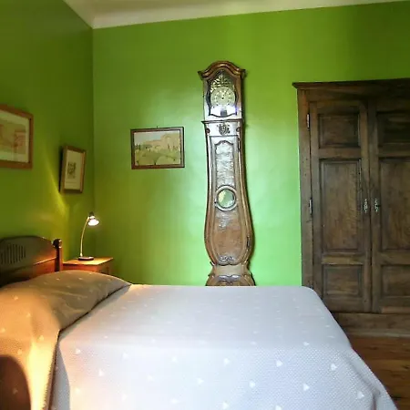 Very Nice 2 Bedroom With Its Sunny Terrace *
