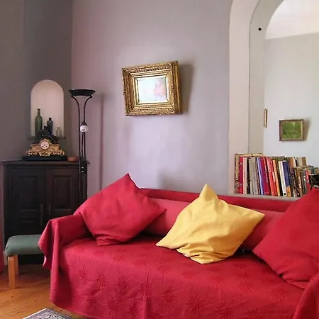Very Nice 2 Bedroom With Its Sunny Terrace *